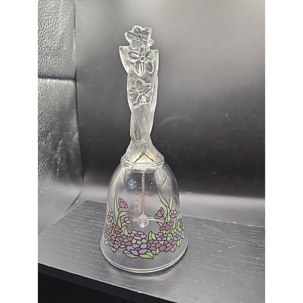Vtg Avon 24% Lead Crystal Bell Floral Fantasy 1992 6.5"